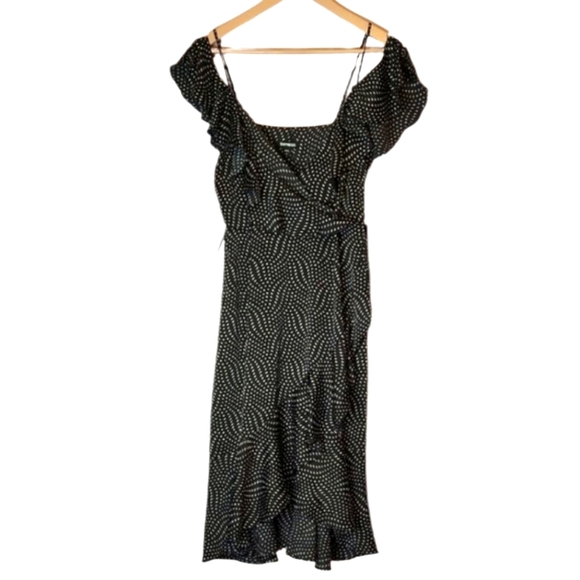 EXPRESS Black and White Polka Dot Maxi Dress, size M - Picture 1 of 9